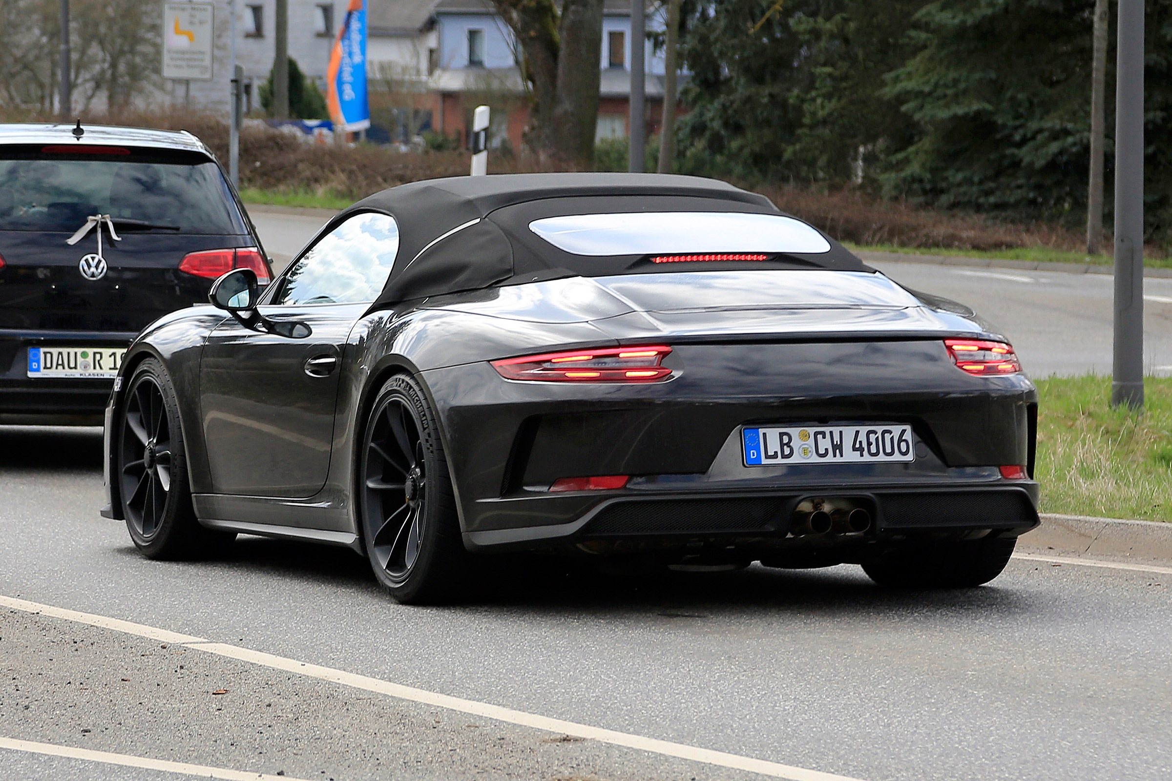 Porsche 911 Speedster spy - rear