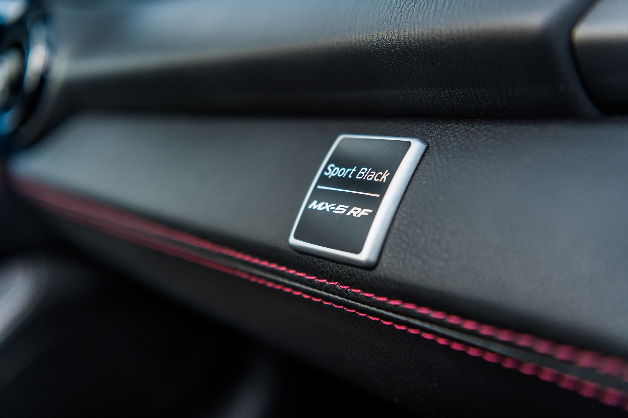 Mazda MX-5 RF Sport Black – badge