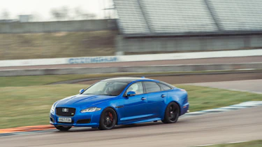 Jaguar XJR 575
