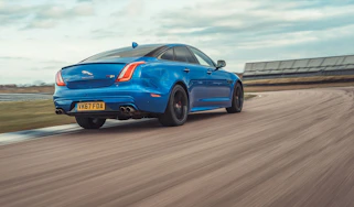 Jaguar XJR 575