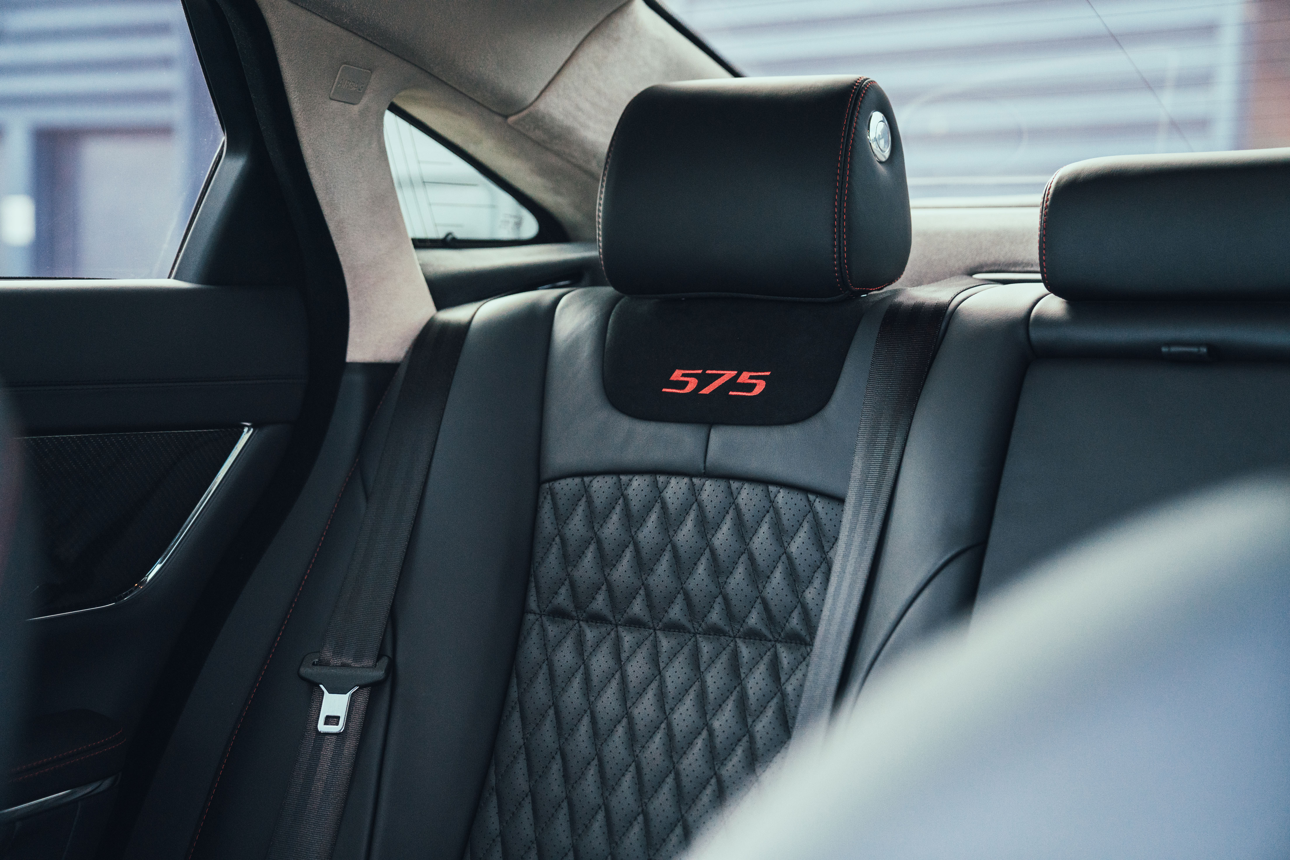 Jaguar XJR 575