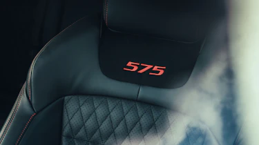 Jaguar XJR 575