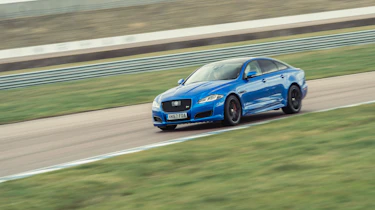 Jaguar XJR 575