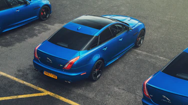 Jaguar XJR 575