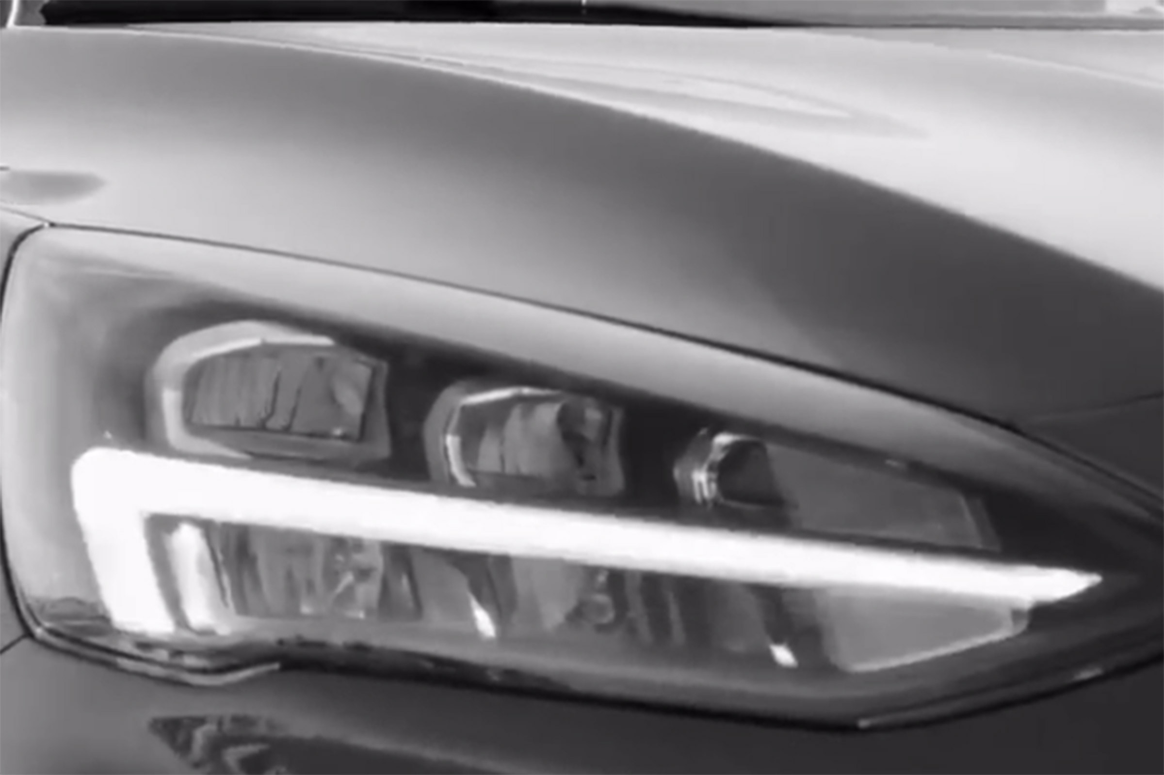 Ford focus teaser 2018 - headlighst