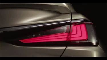 Lexus ES – rear light