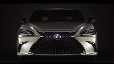 Lexus ES – front