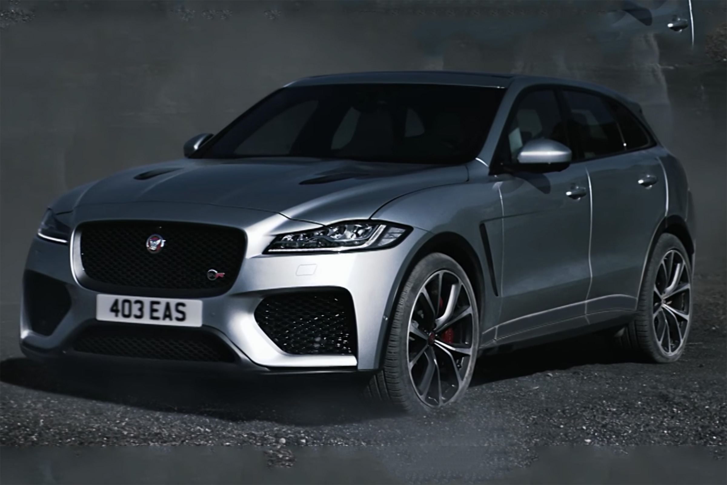 Jaguar F-Pace SVR