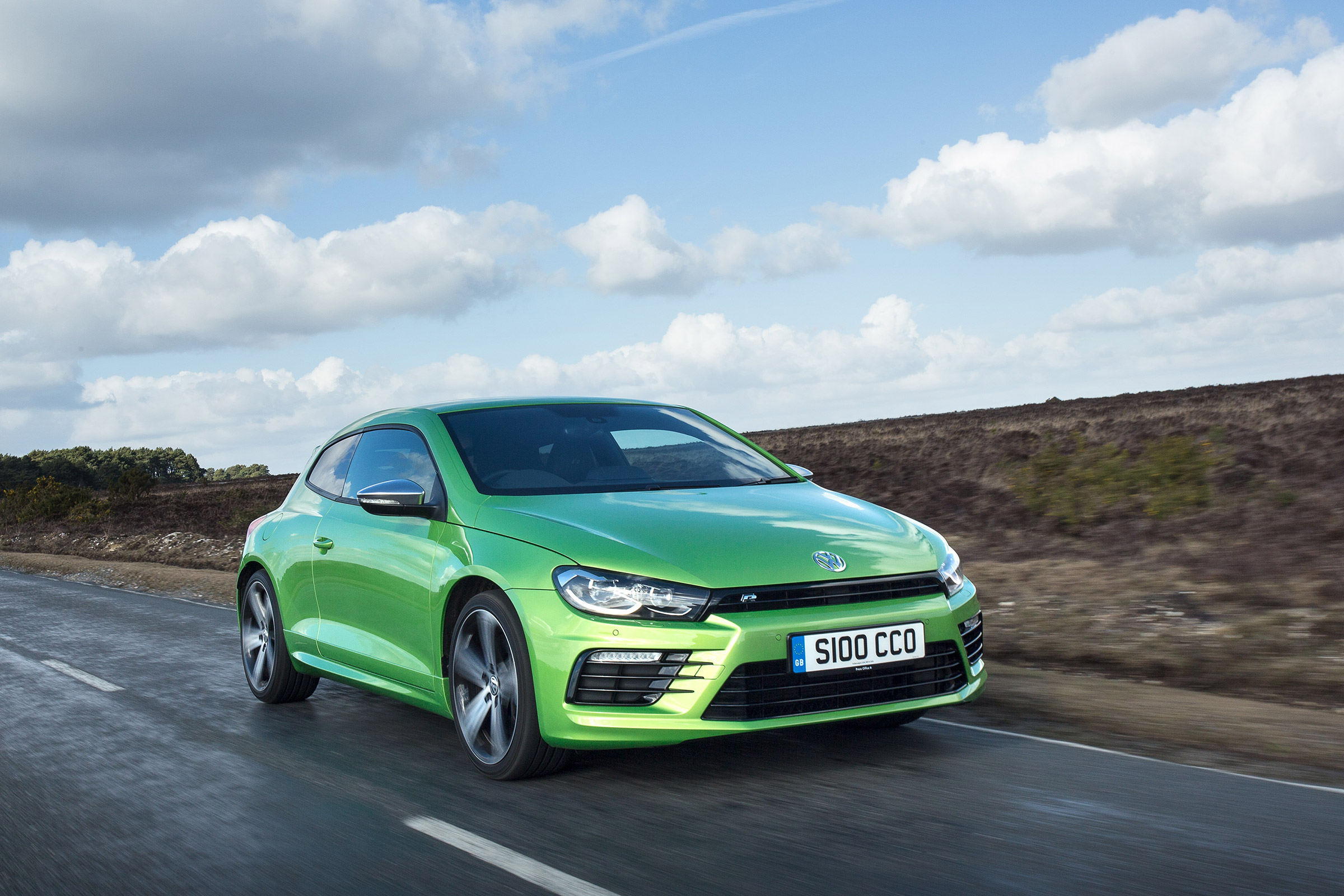 Volkswagen Scirocco R - front 