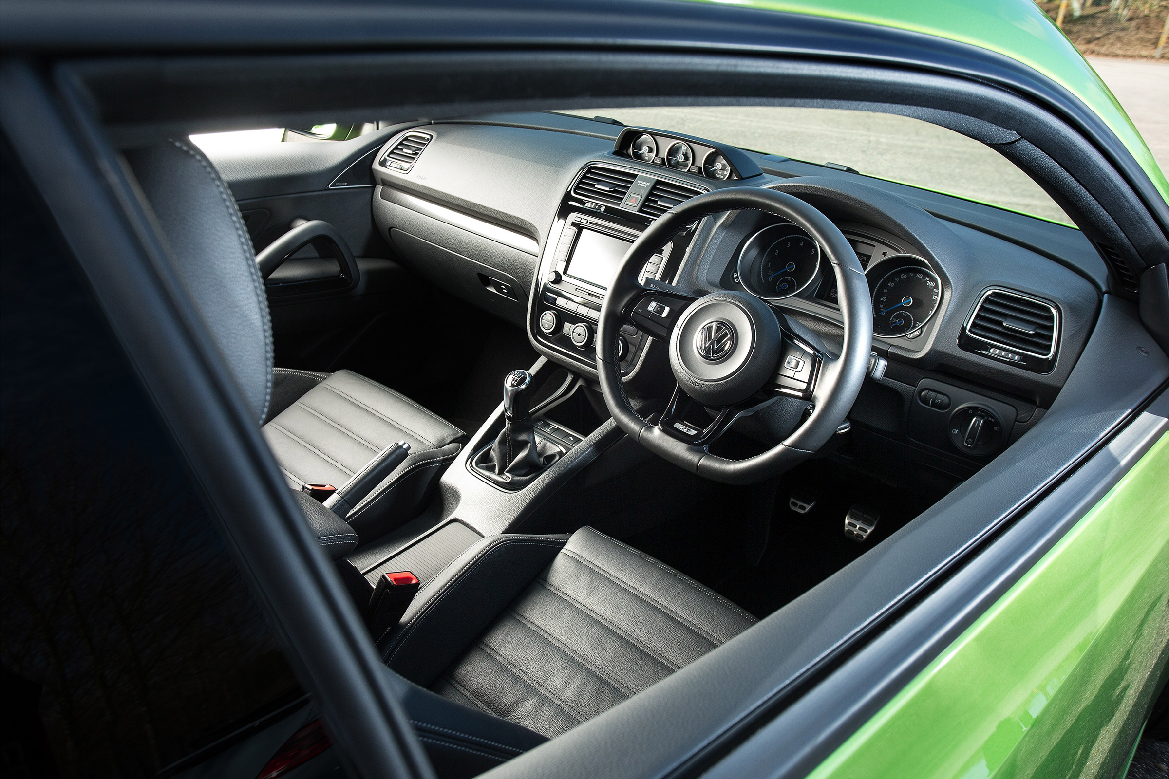 Volkswagen Scirocco R - seats