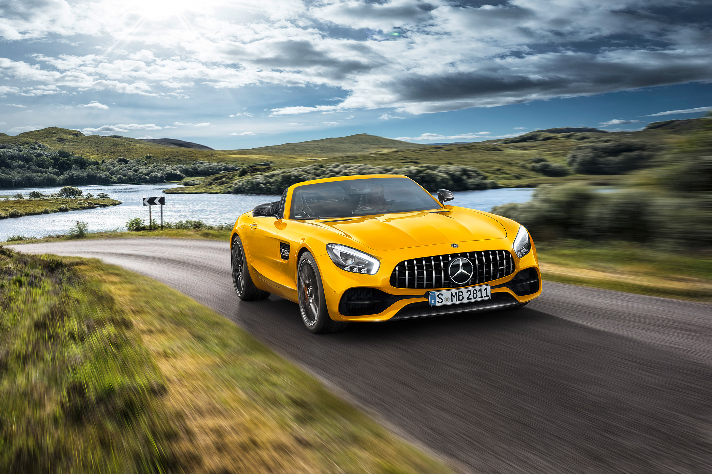 Mercedes-AMG GT S Roadster – front quarter