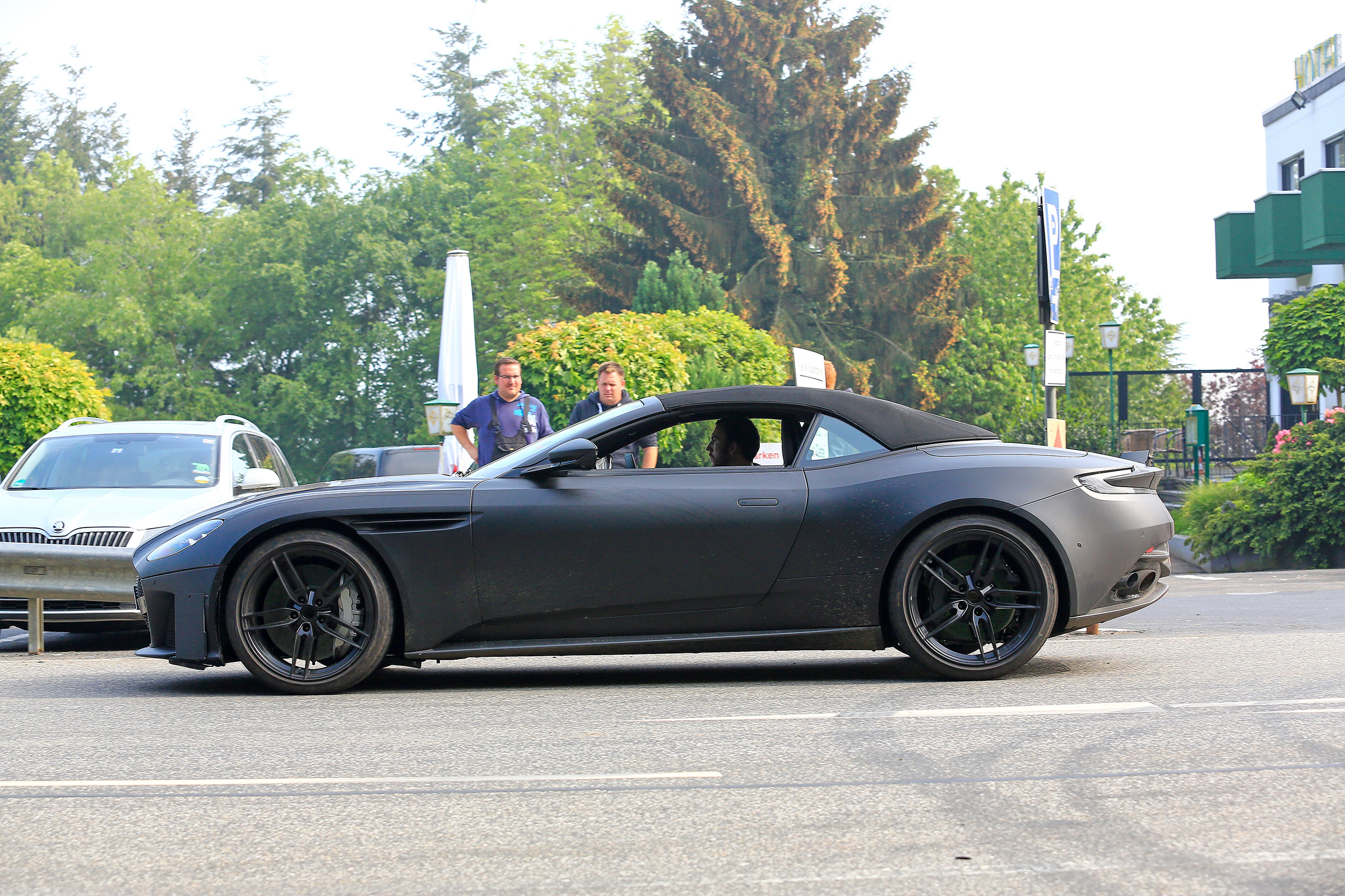 Aston Martin DBS Volante - side