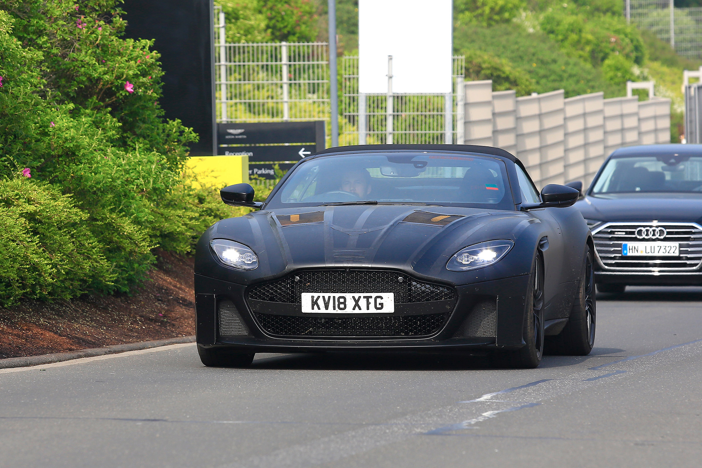 Aston Martin DBS Volante - front