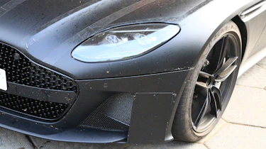 Aston Martin DBS Volante - lights