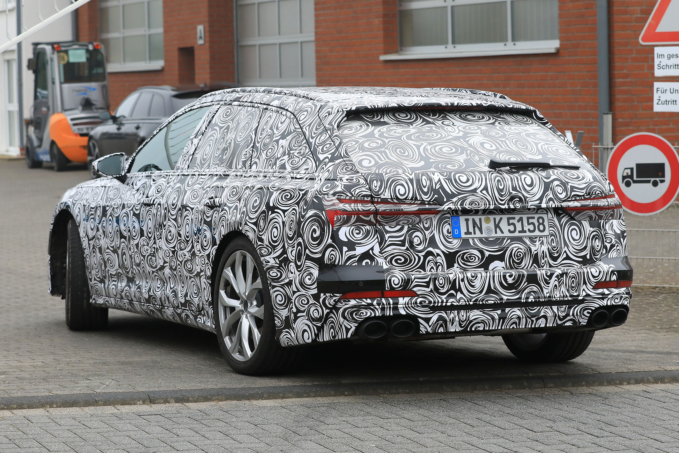 2019 Audi S6 Avant - Rear