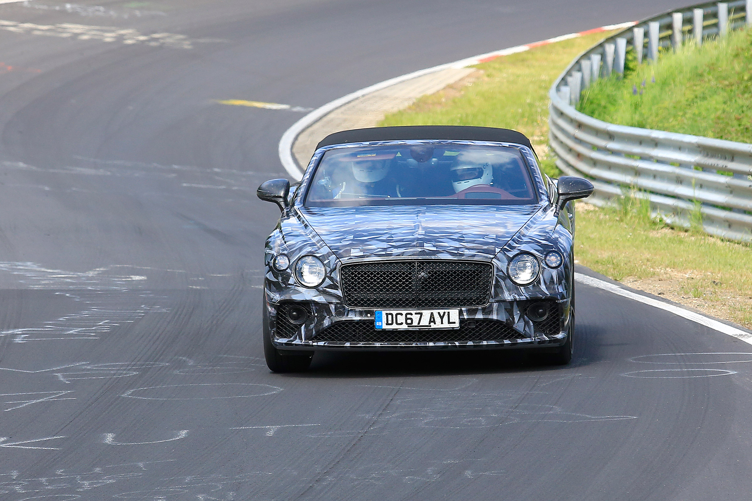 Bentley Continental GT C spy 2018 - nose