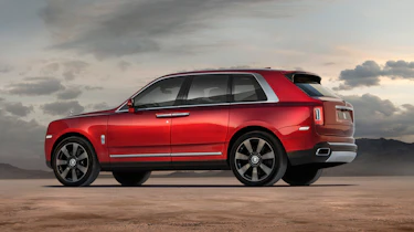 Rolls Royce Cullinan - rear
