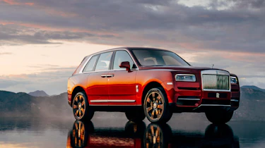 Rolls Royce Cullinan - front