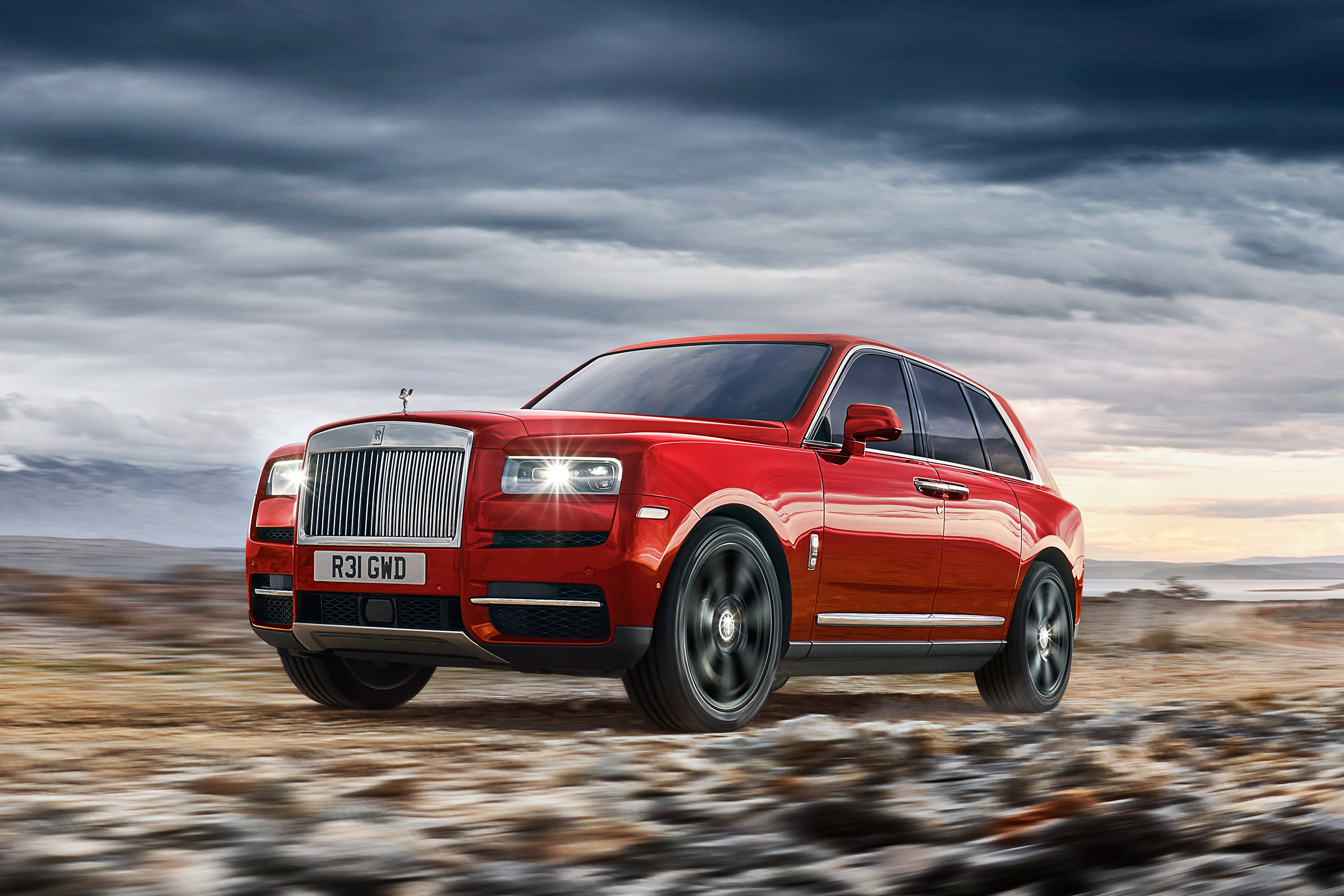 Rolls Royce Cullinan - front