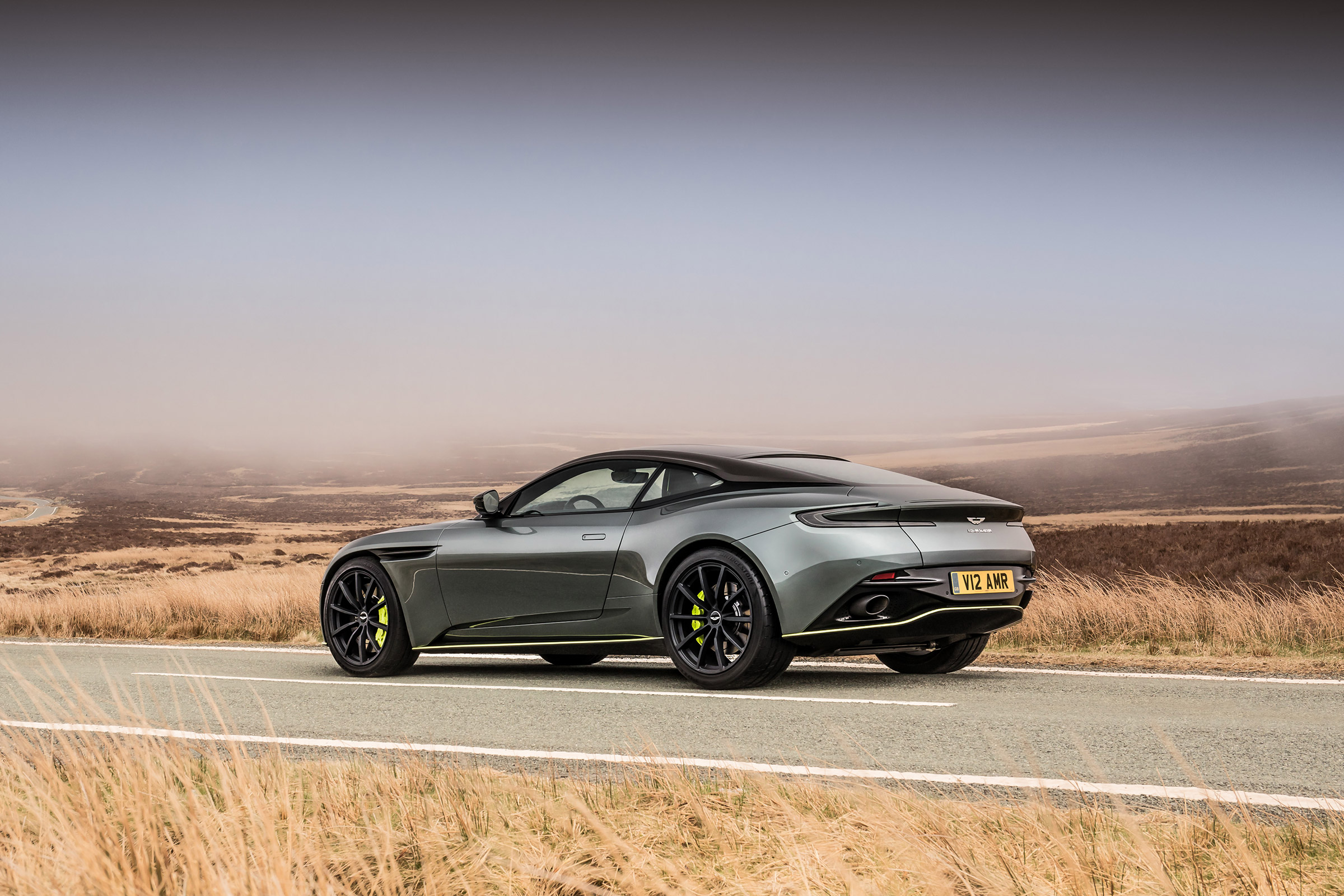 Aston Martin DB11 AMR - rear 