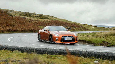 Nissan GT–R front