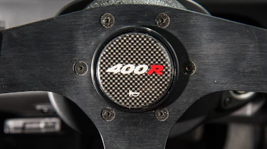 Nissan Nismo 400R – steering wheel