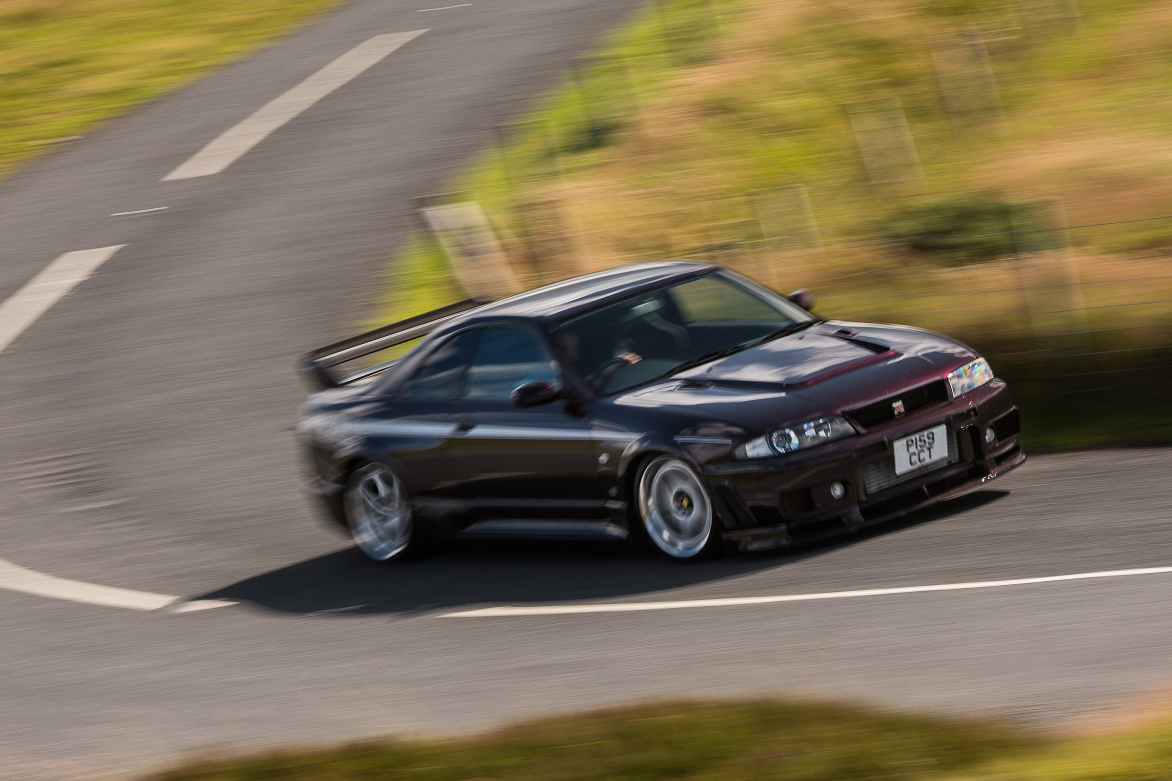 Nissan Nismo 400R – side