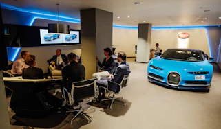 Bugatti showroom - sit