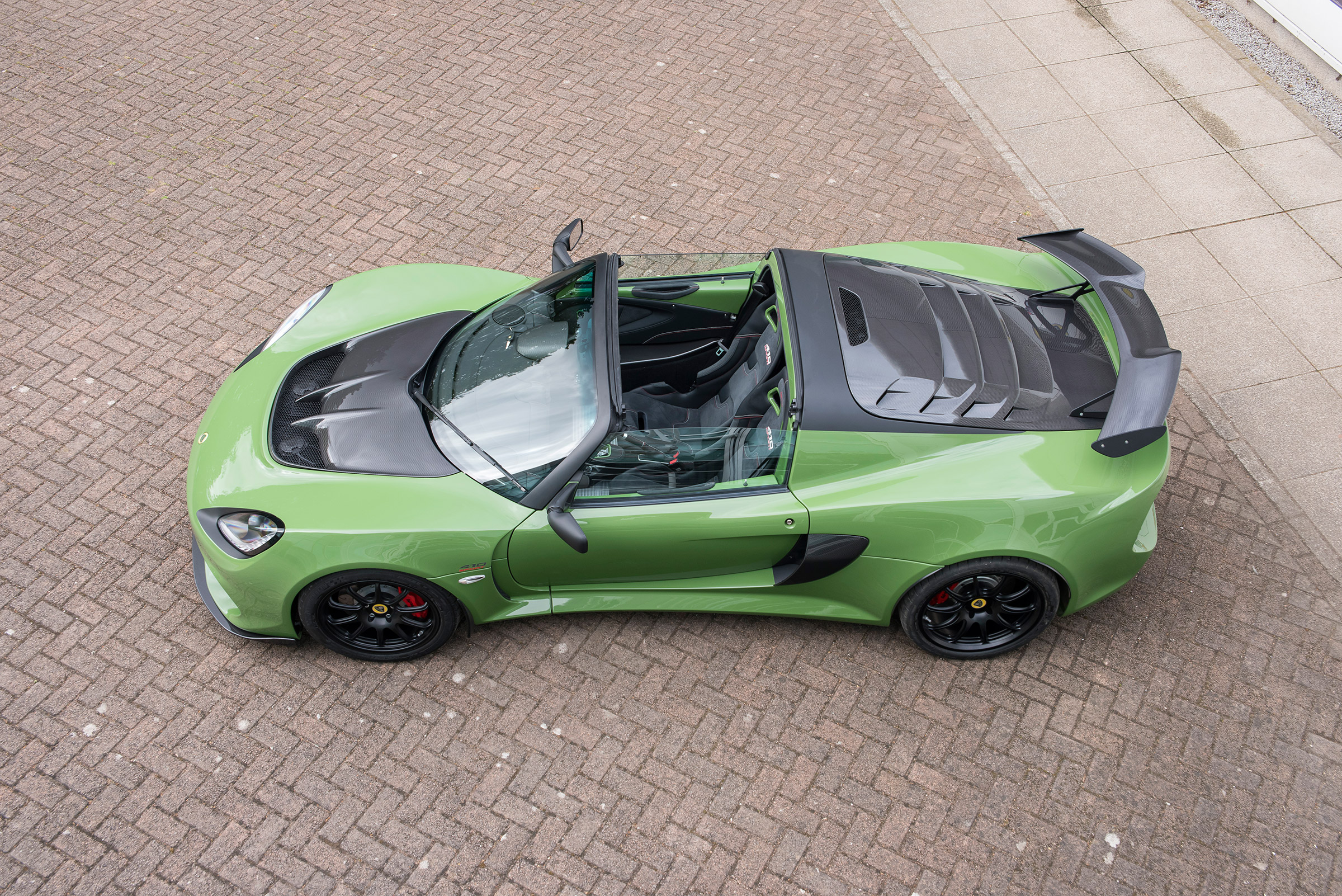 Lotus Exige Sport 410 –  top shot