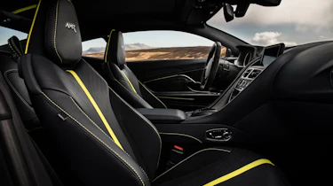 Aston Martin DB11 AMR - interior