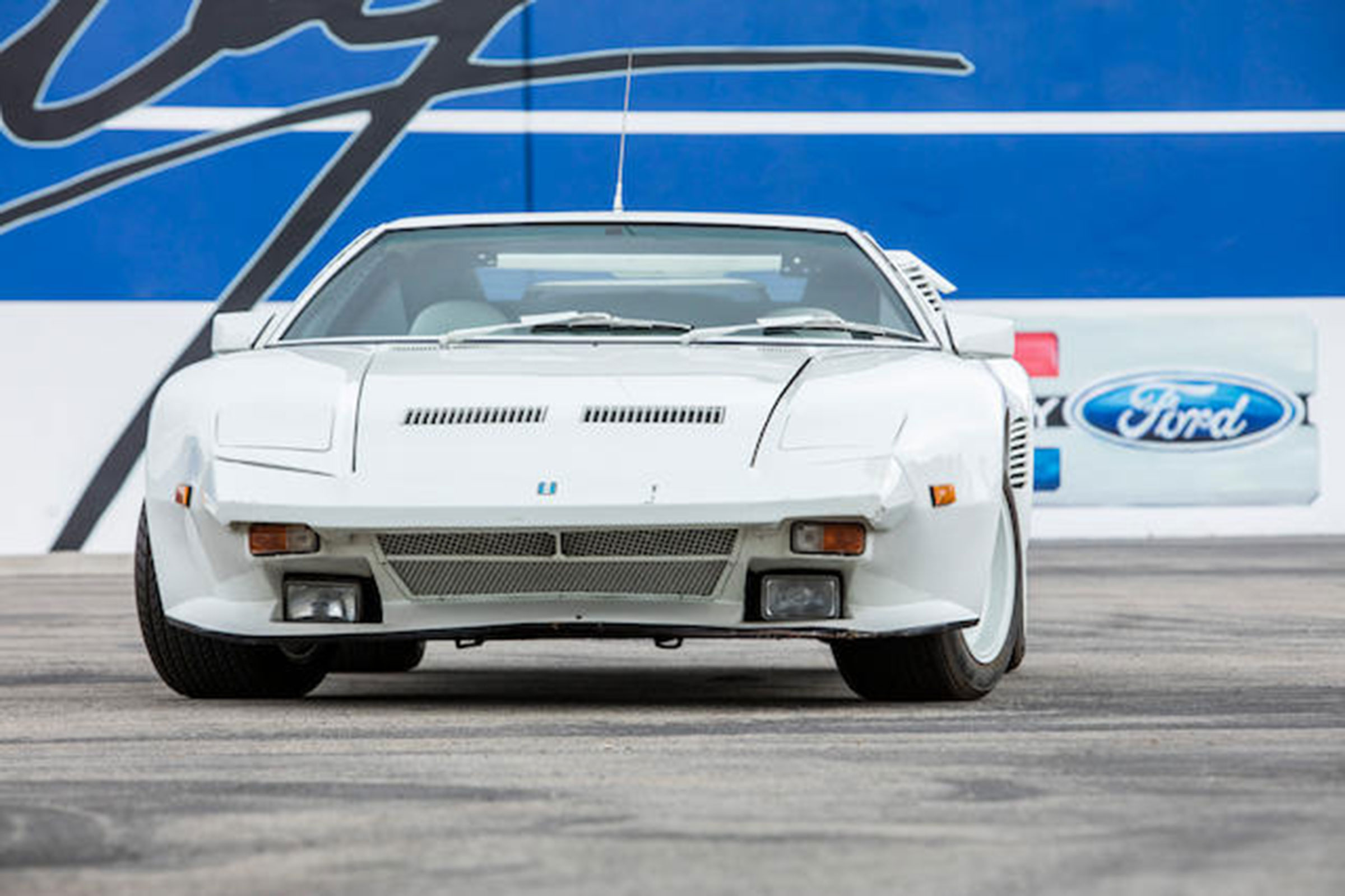 detomaso pantera gt5 – front