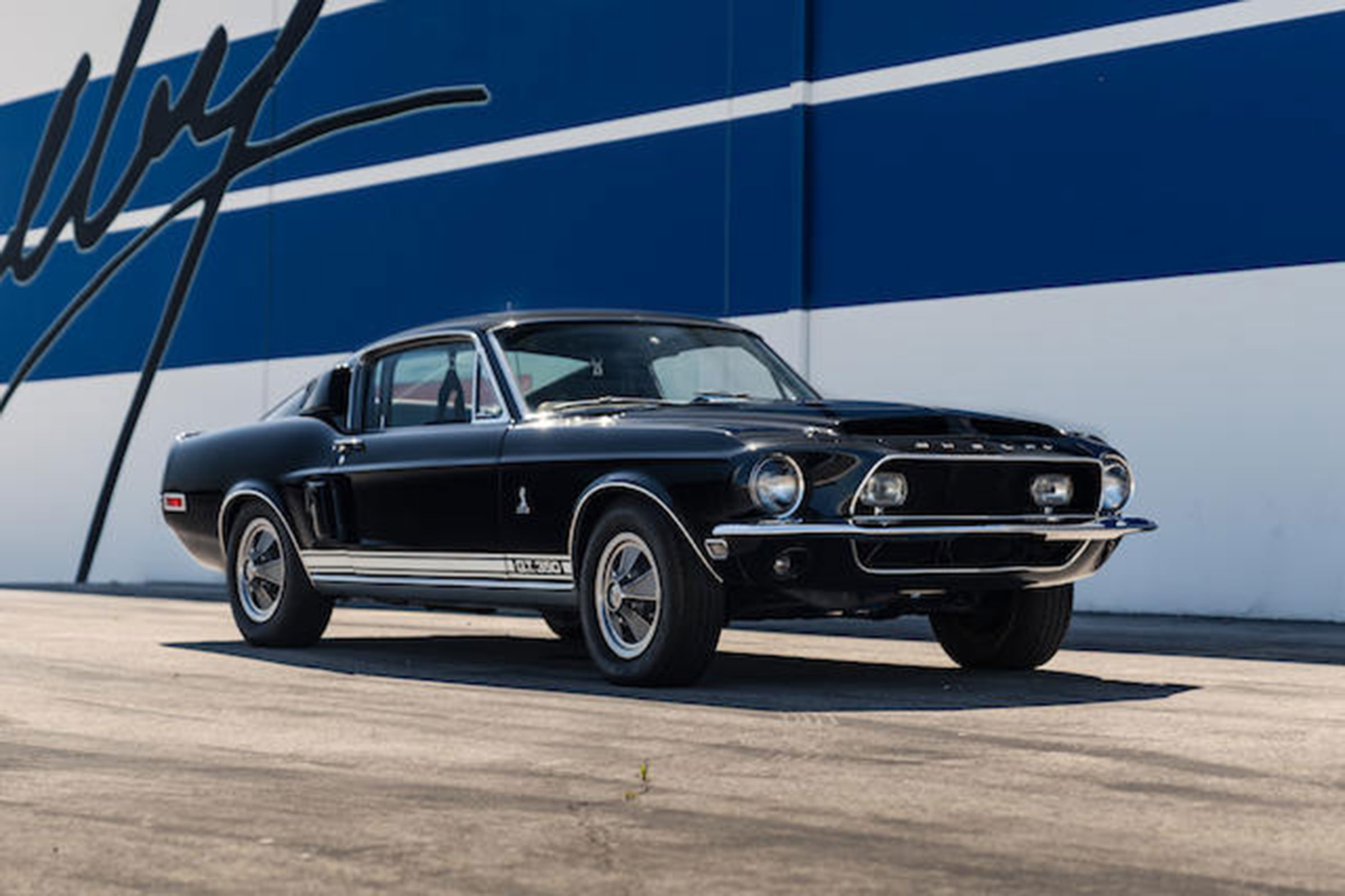 Shelby Mustang – front