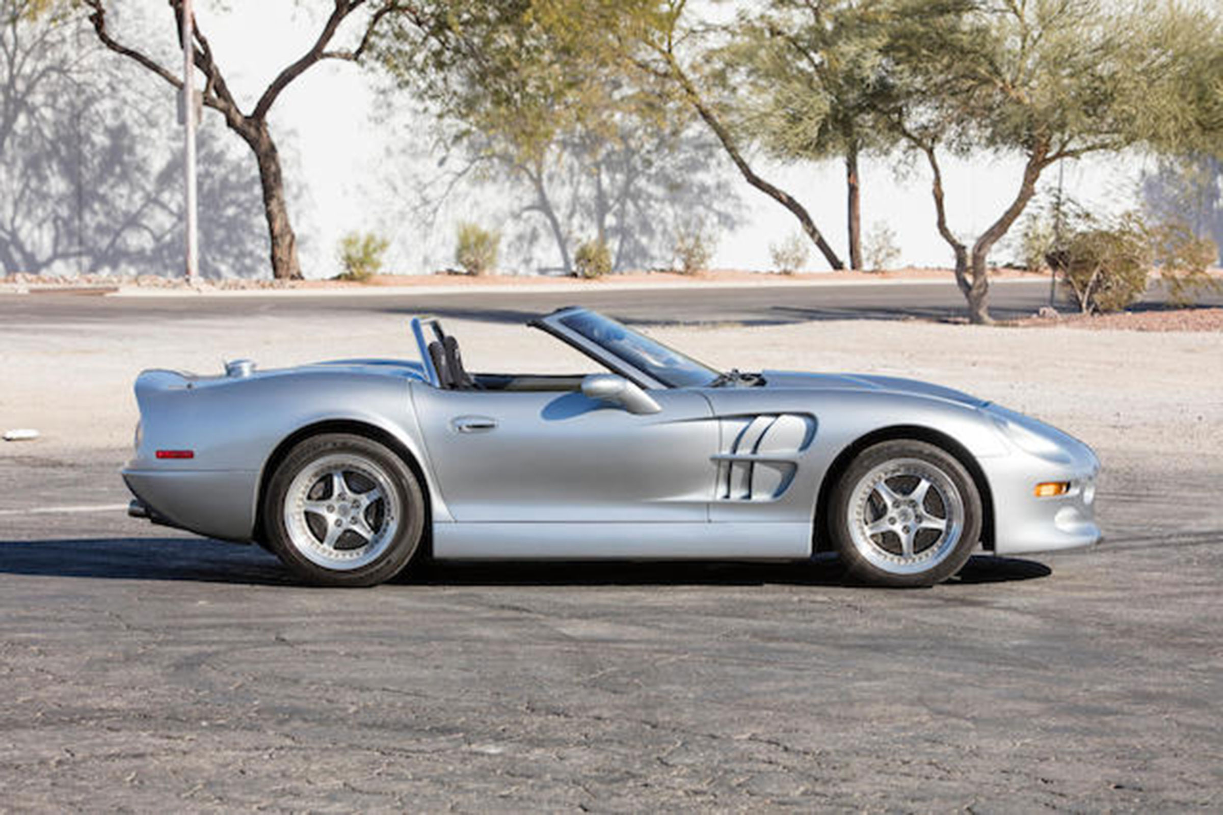 Shelby Series 1 – side