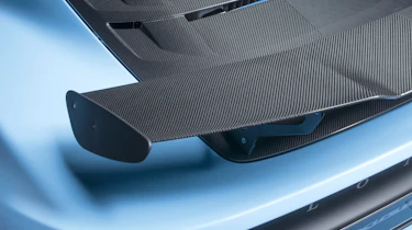 Lotus Exige 410 Sport – wing