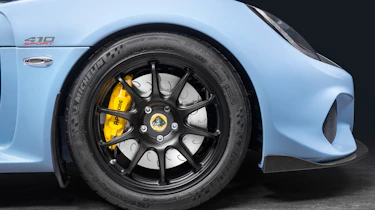Lotus Exige 410 Sport – wheel
