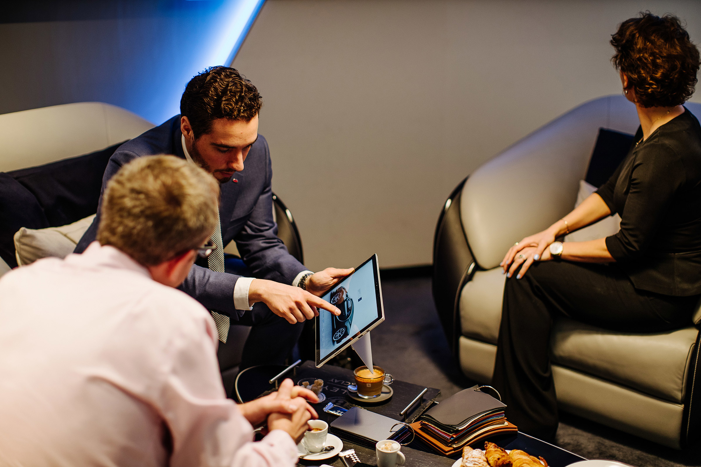 Bugatti showroom - seat