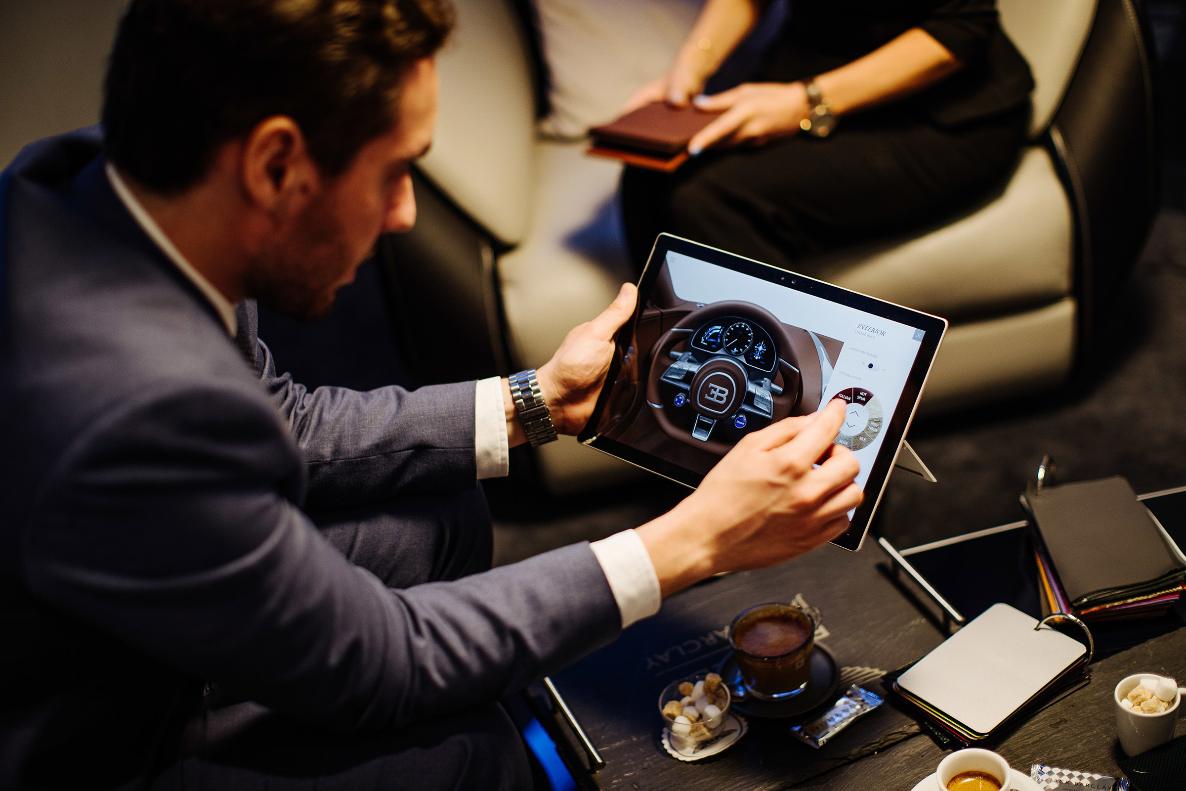 Bugatti showroom - configuration