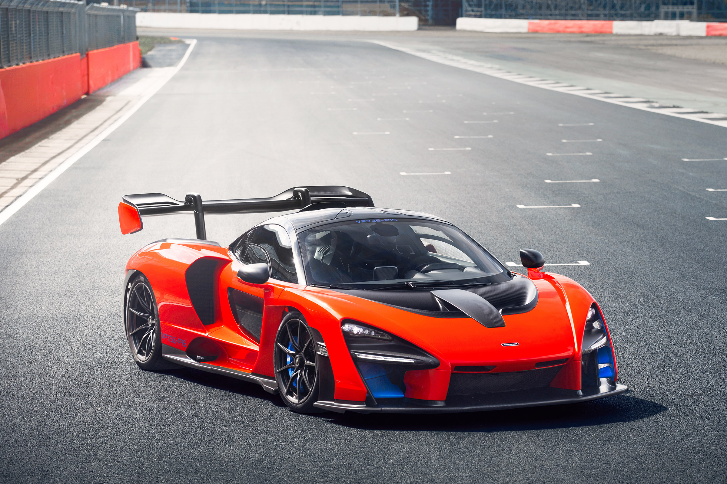 McLaren Senna at silverston - front static