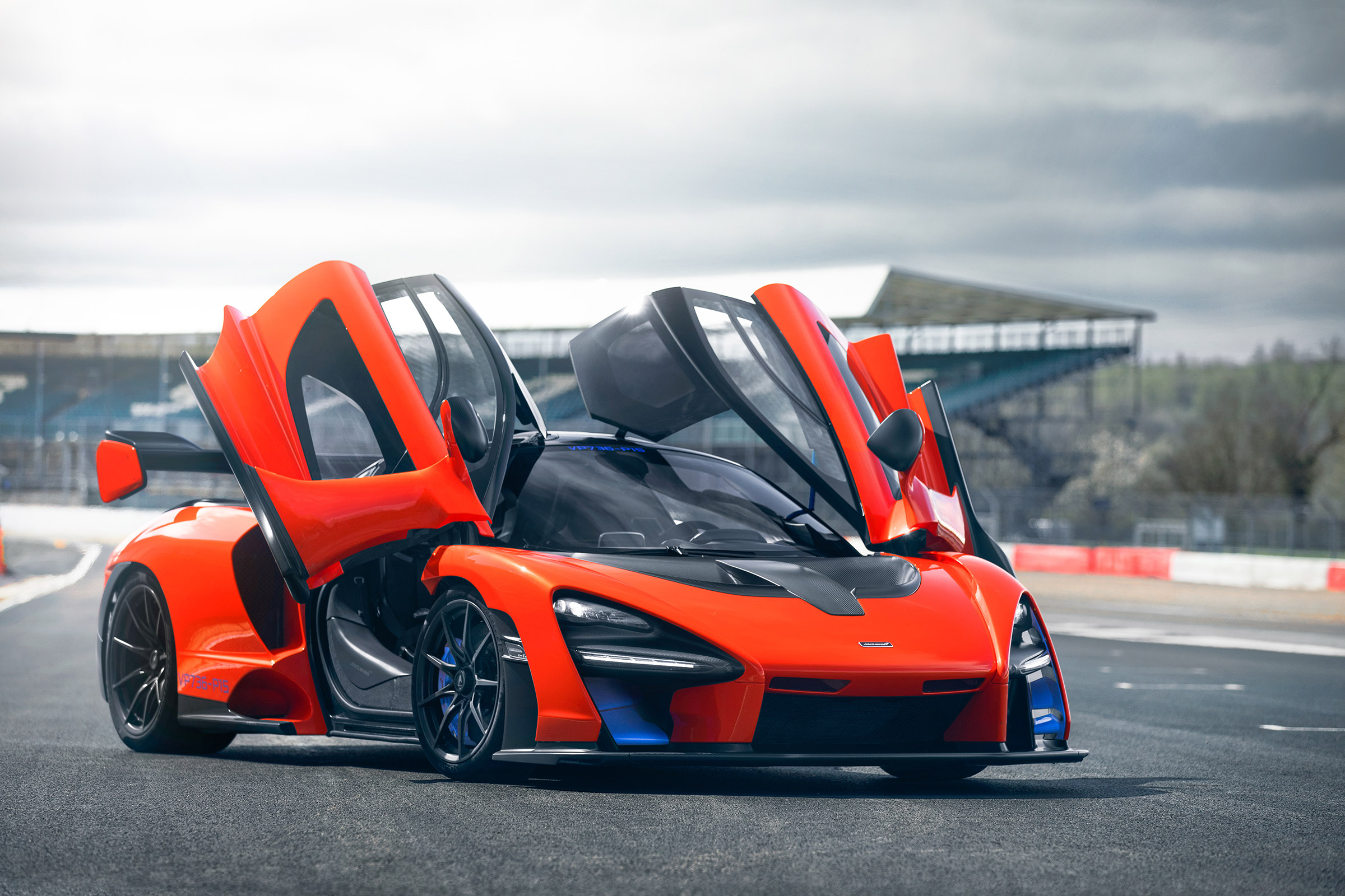 McLaren Senna at silverston - doors open