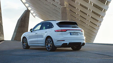 Porsche Cayenne E-Hybrid - rear quarter