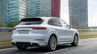 Porsche Cayenne E-Hybrid - rear quarter