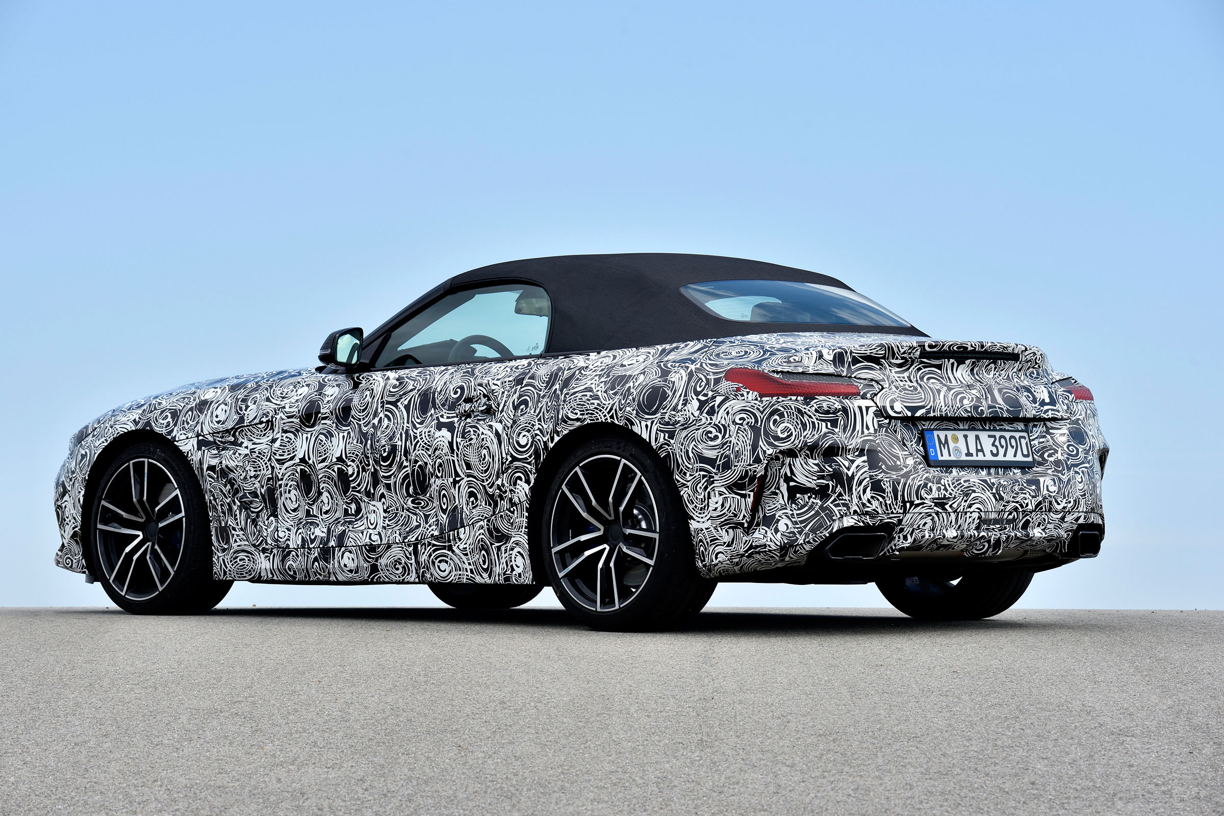 New 2019 BMW Z4 – rear quarter