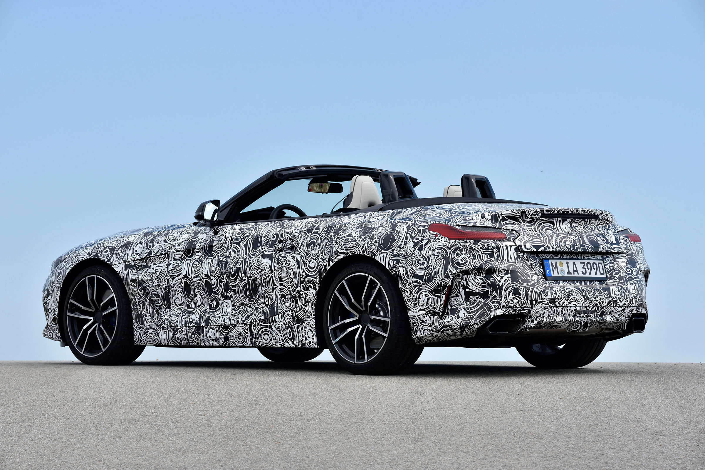 New 2019 BMW Z4 – rear quarter