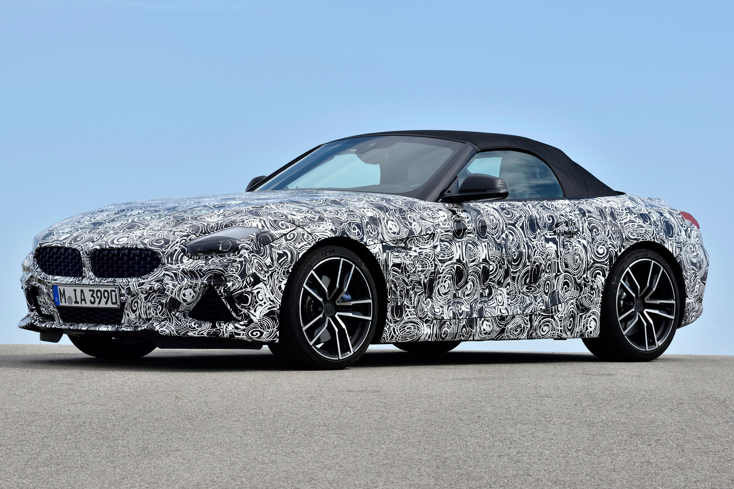 New 2019 BMW Z4 – front quarter