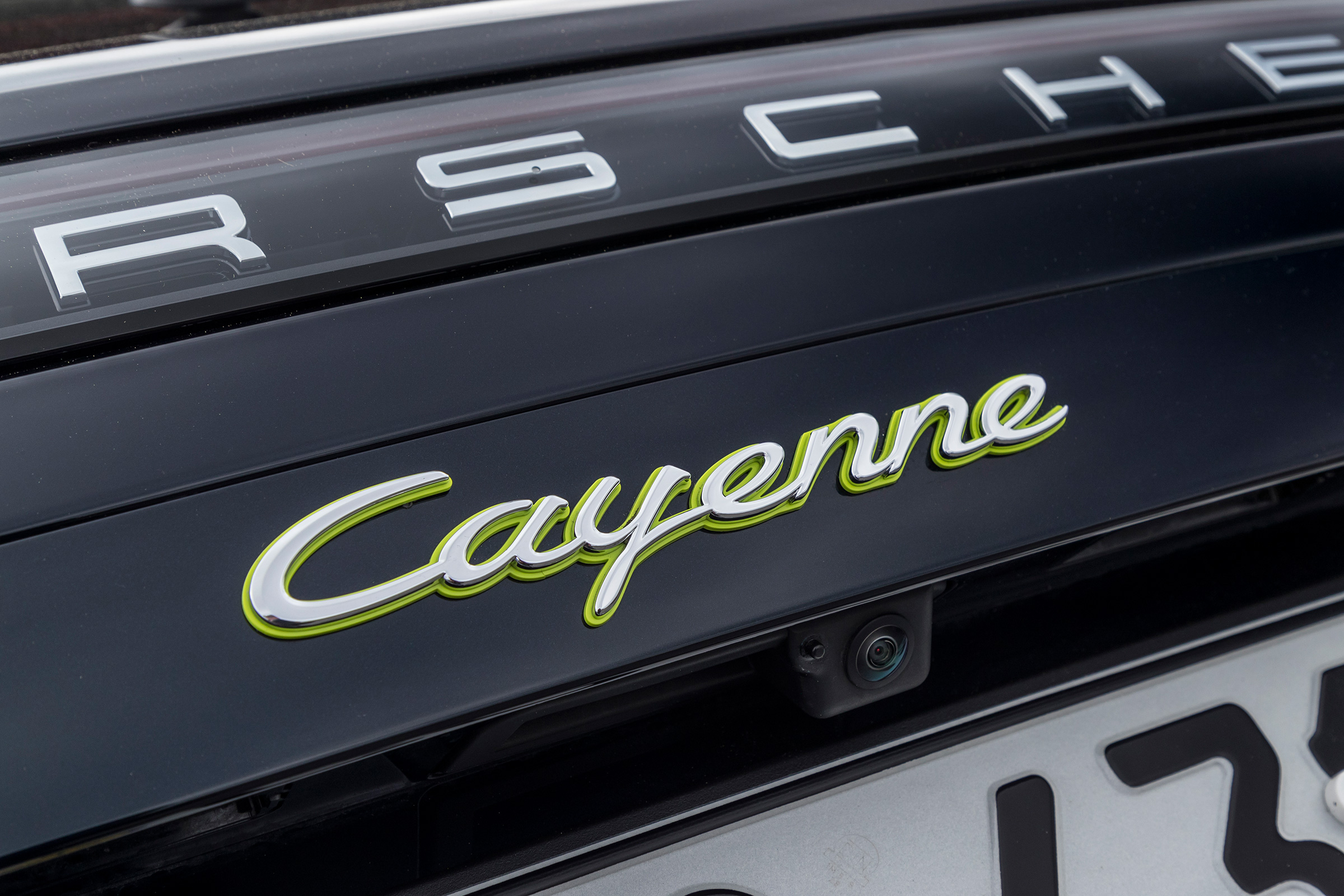 Porsche Cayenne E-Hybrid – badge