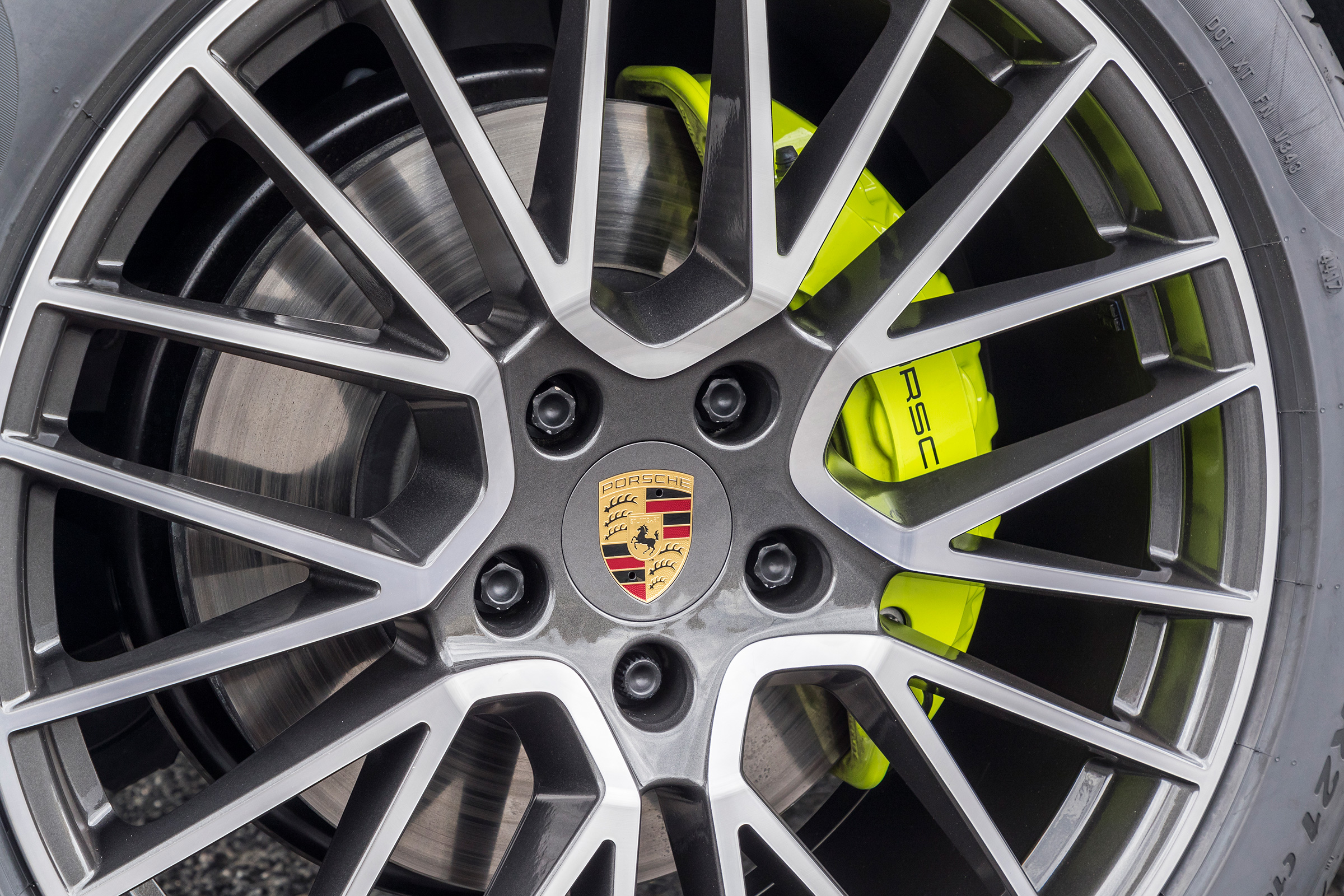 Porsche Cayenne E-Hybrid – wheel