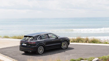 Porsche Cayenne E-Hybrid – rear quarter