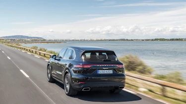 Porsche Cayenne E-Hybrid – rear