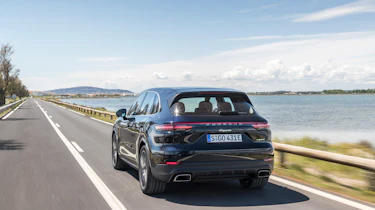 Porsche Cayenne E-Hybrid – rear
