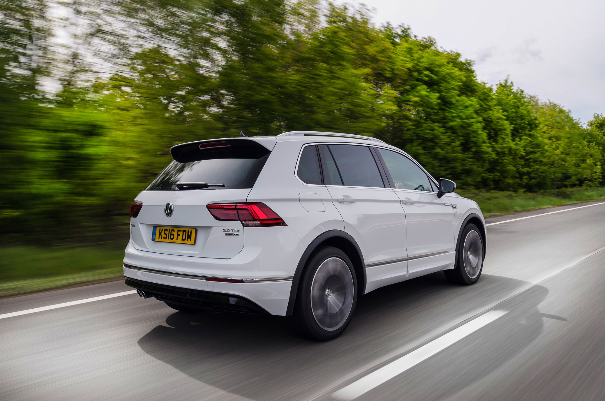 Volkswagen Tiguan R-Line – Rear